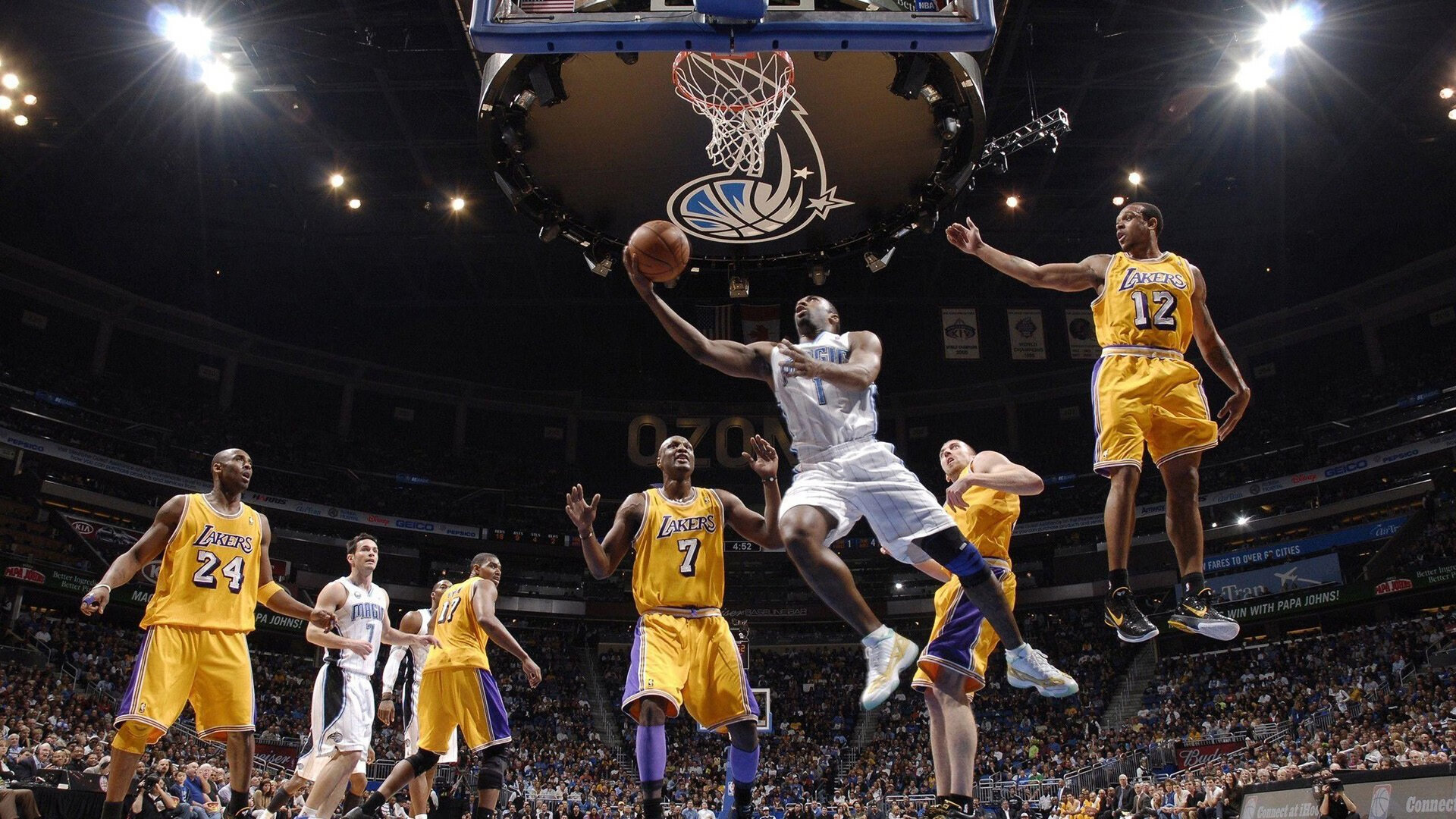 逆境中的领袖：球队在危机中的扭转战略，nba顺境逆境绝境