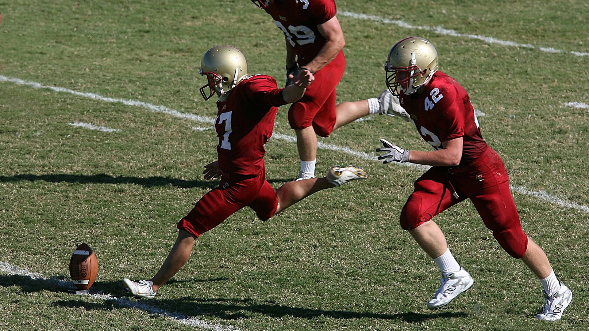 瑞士队员合作默契,打出精彩比赛,瑞士队伍